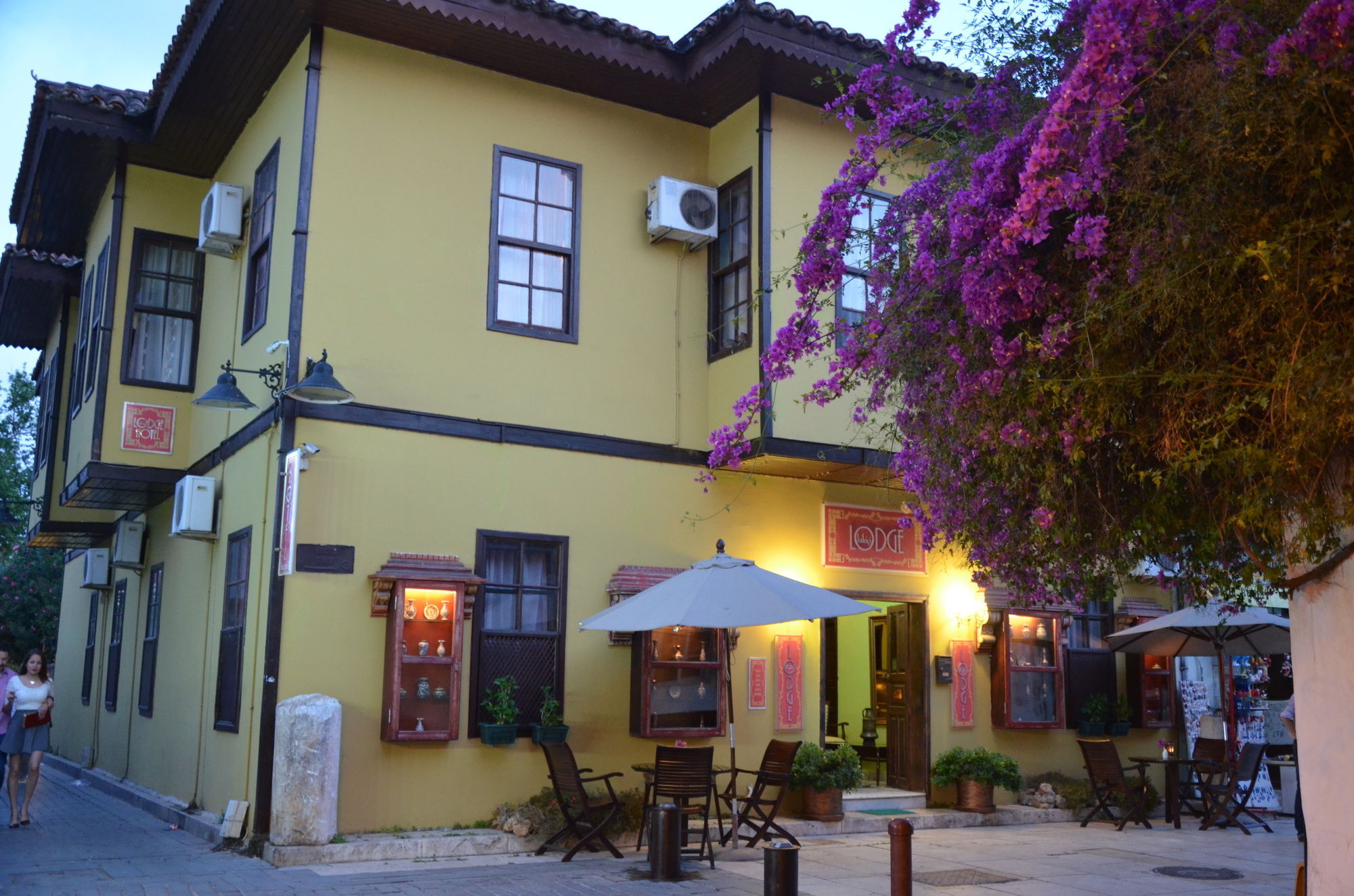 Kaleici Lodge Aparts Antalya Exterior photo